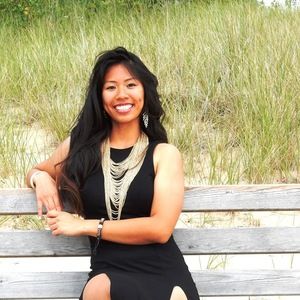 Meet your Posher, Elaine